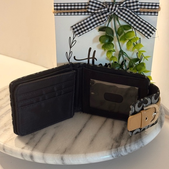 RGA Accessories Black Floral Wallet With Tan Front Buckle Wallet Snap Closure - Picture 3 of 12